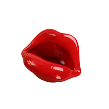赤のセクシーな大きな唇セラミック灰皿